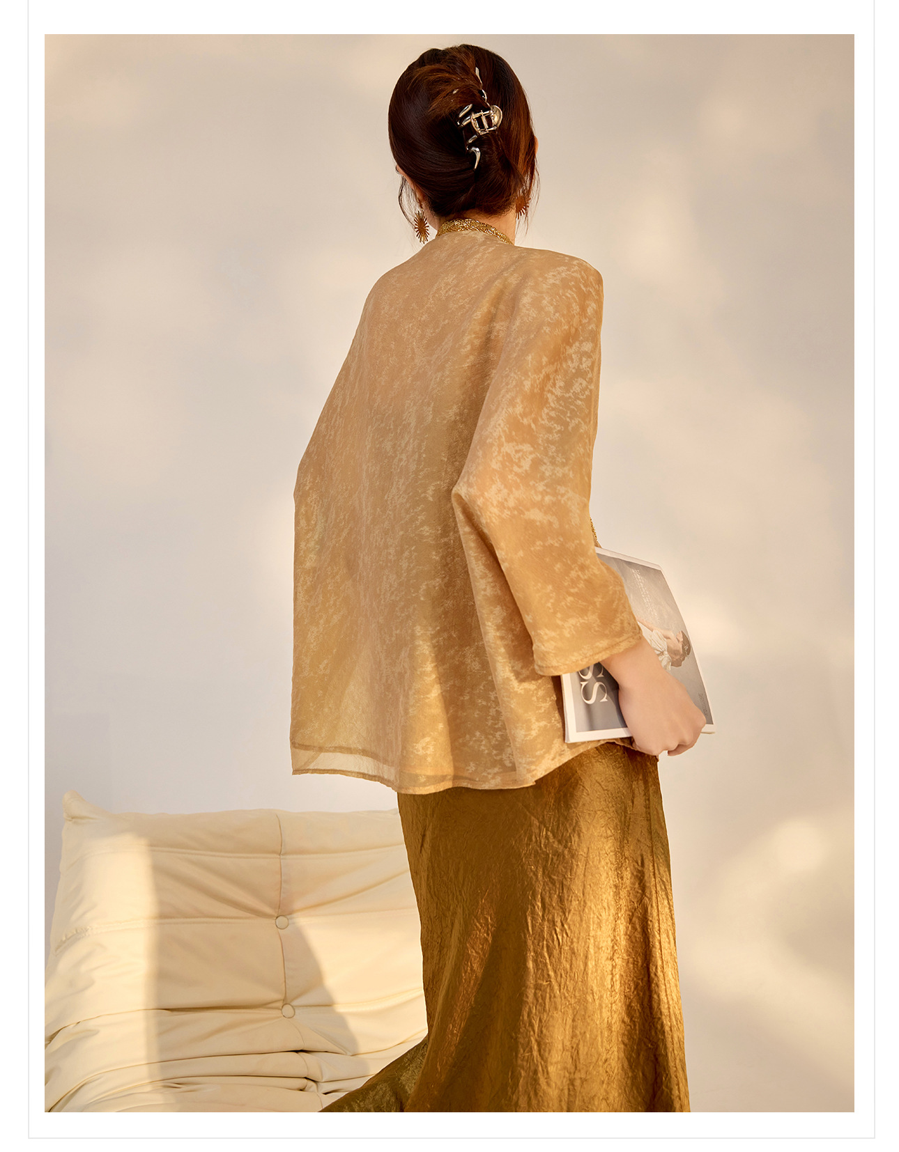Áo dáng rộng kiểu mới thiết kế cao cấp thêu đính cườm ánh sáng, chất liệu rayon — Màu vàng chi tiết 19