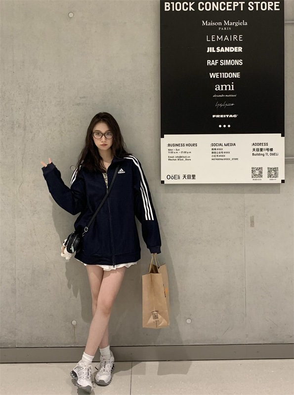 QQ糖国版三条杠刺绣外套休闲运动装男女长袖百搭情侣时尚拼接夹克|undefined