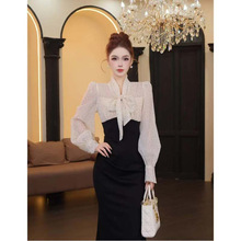 2025年春秋季新款时尚休闲中长款洋气拼接蝴蝶结领收腰包臀连衣裙