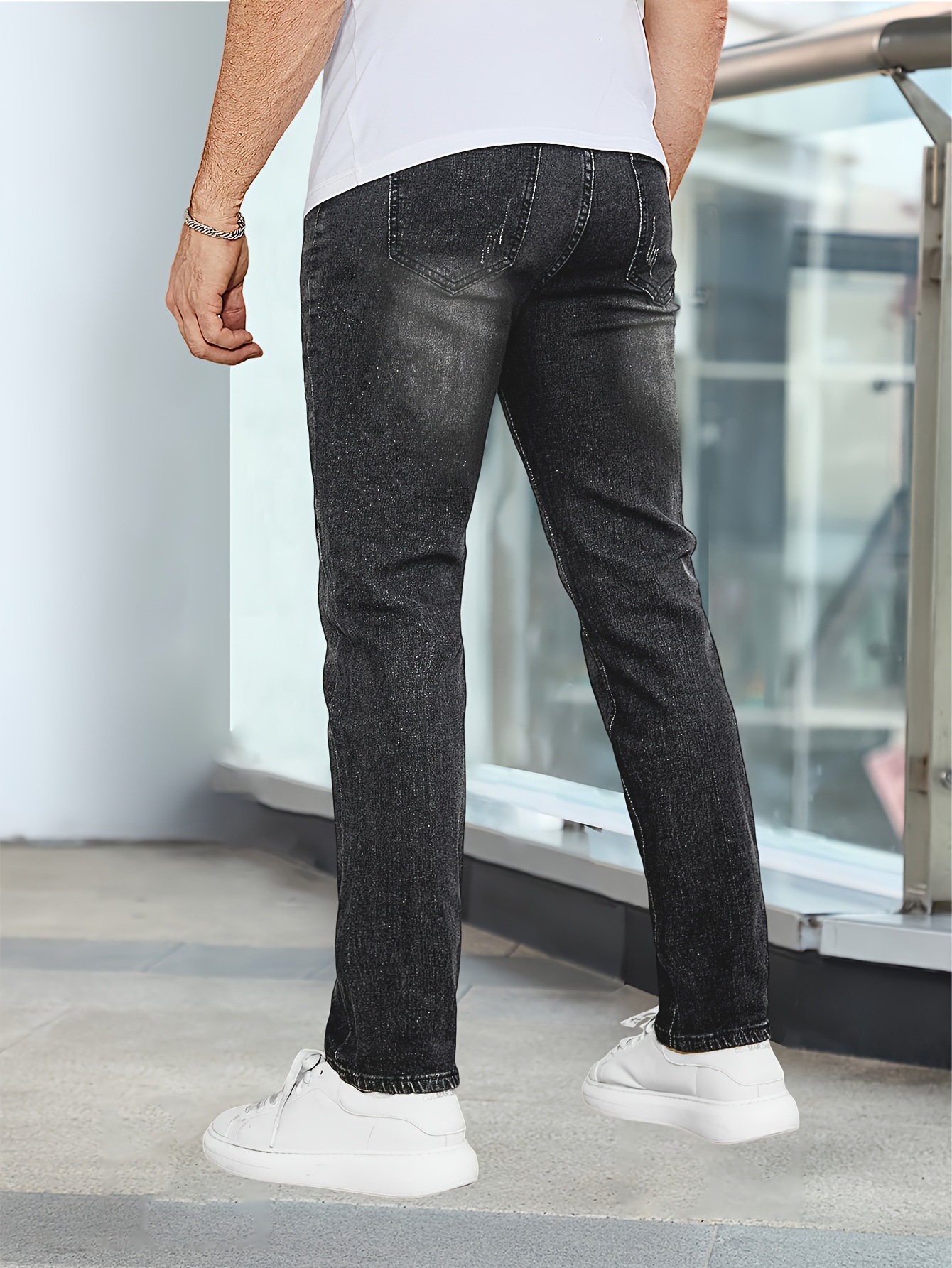 Men's Slim Fit Stretch Denim Jeans In Black For Everyday Wear_voghion.com