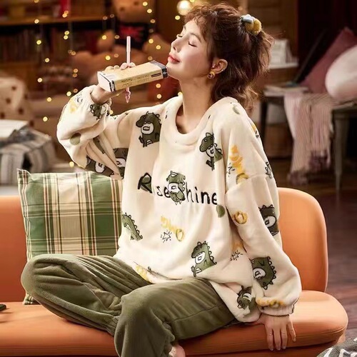Pajamas for women in winter flannel Korean long-sleeved thickened velvet coral velvet cute autumn and winter home wear set for women