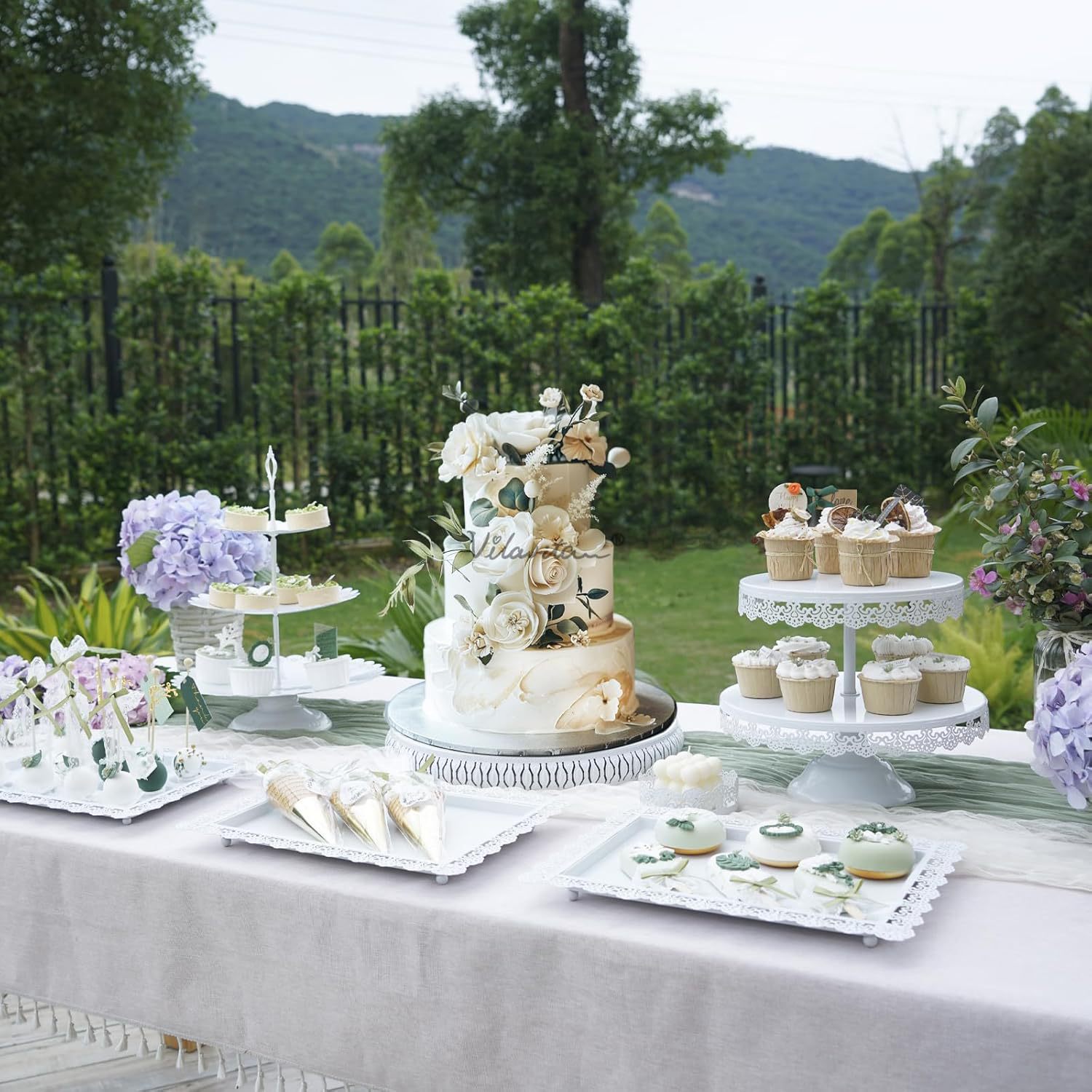 Creativo estilo europeo oro hueco estante de pastel de boda props mesa de postres decoración de postres tienda de postres refrigerio combinación de estante de pastel