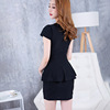Low cut V-neck covered belly and buttocks dress