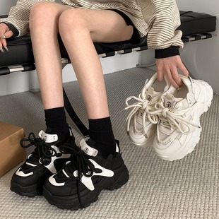 All-matching Hong Kong style small white thick-soled clunky shoes for women 2024 new autumn and winter student retro sneaker