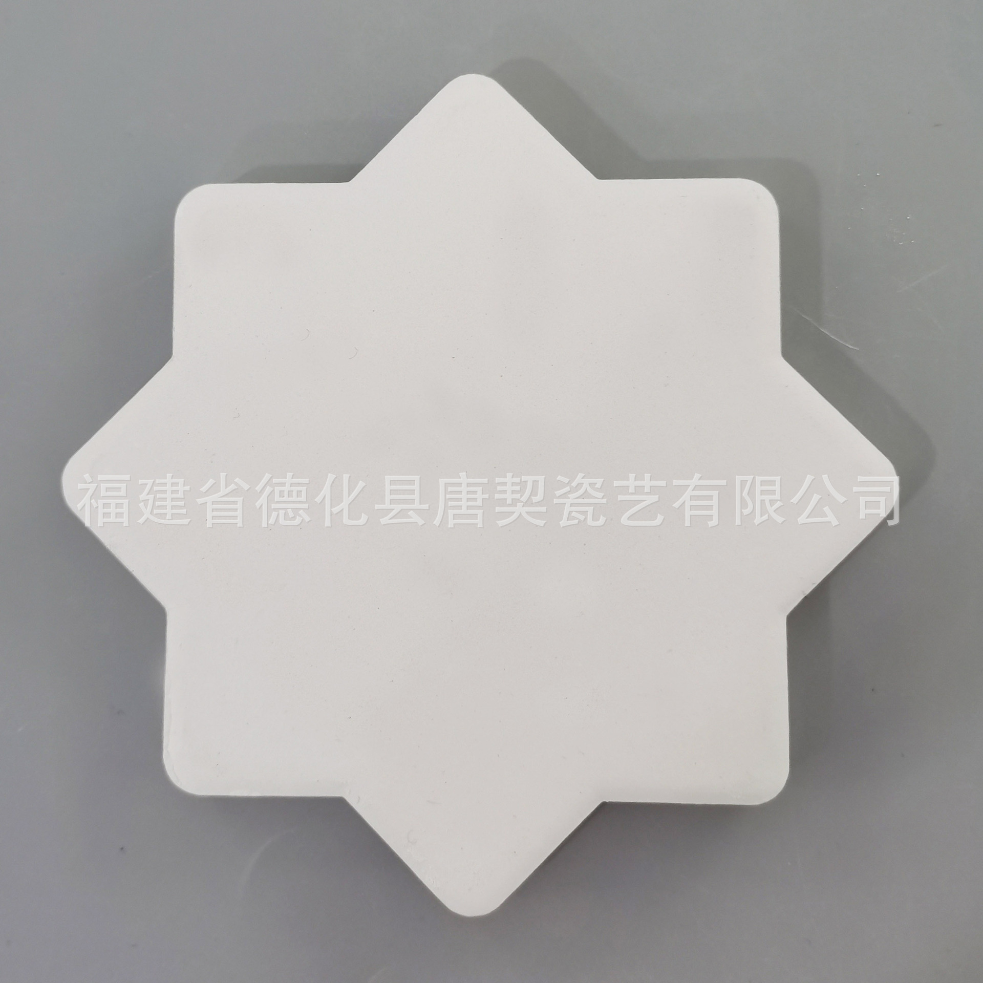 亚马孙热销 空白陶瓷吸水杯垫 配软木 花朵造型形咖啡饮料垫白胚