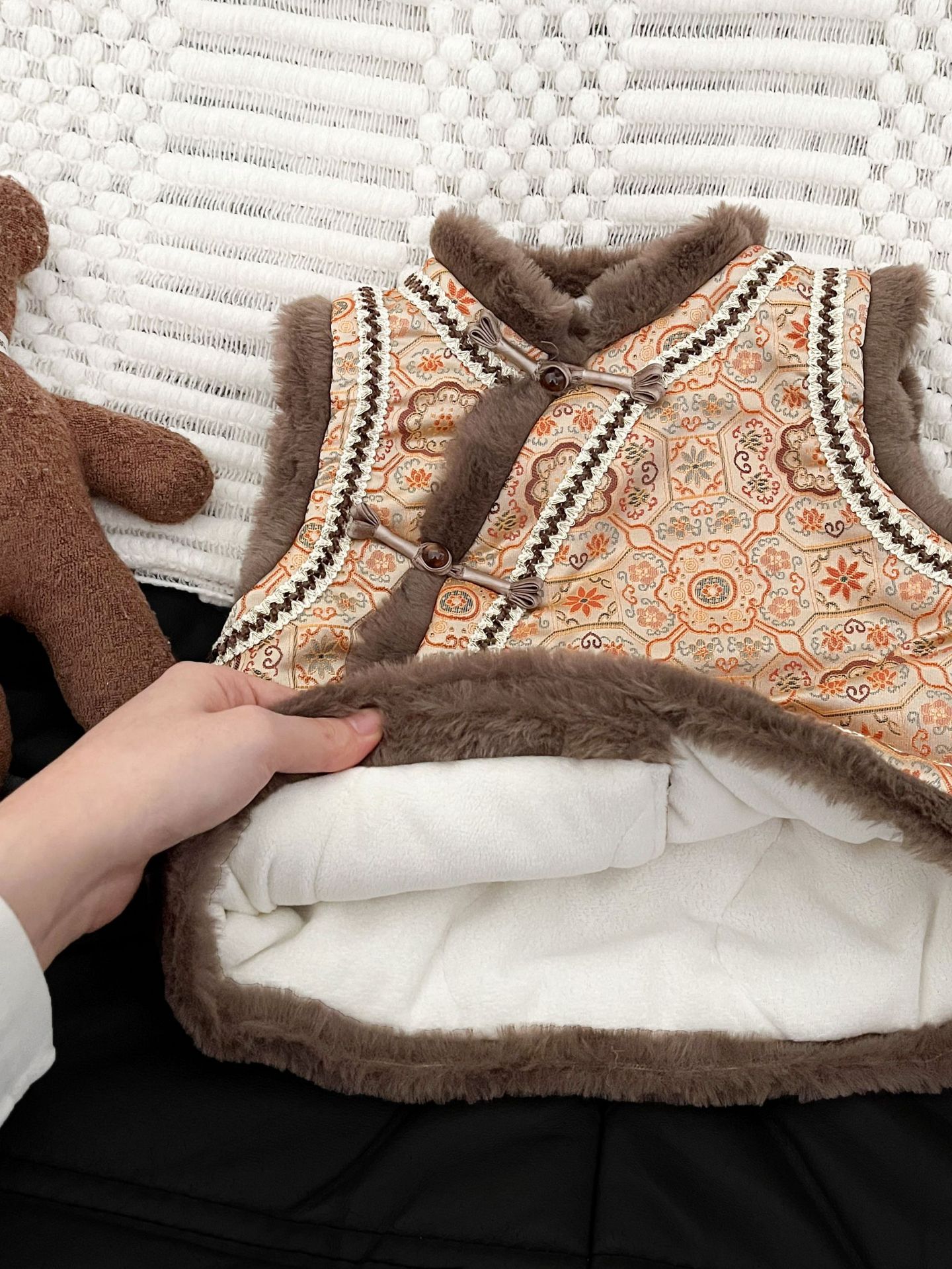 Ropa de Año Nuevo para niños y niñas Tang ropa de abrazadera de caballo para niños otoño y invierno estilo de diseño retro Jacquard retro algodón entrelazado chaleco de ropa Han