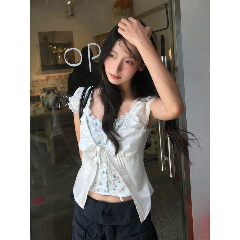 Korean Style Fake Two-Piece Shirt for Women Summer New Floral Lace Contrasting Color Splicing Shirt Short-Sleeved Slimming Top Korean Style Fake Two-Piece Shirt for Women Summer New Floral Lace Contrasting Color Splicing Shirt Short-Sleeved Slimming Top