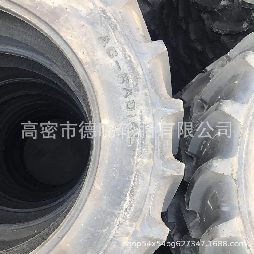 Suministro de patrón de espiga neumático 18.4R42 neumático mecánico radial