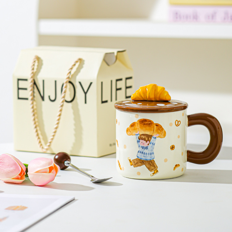 Pan de postre para niños y niñas tazas de cerámica tazas de pareja tazas de agua con tazas lindas cubiertas esmaltadas para dar chicas
