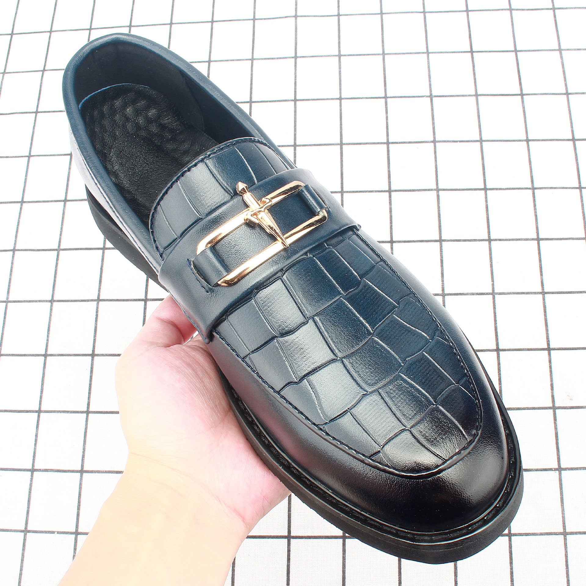 2022�¿�����ƤЬ��ʿ�����ٴ��ָ�ЬӢ����������һ�ŵ���Ь371