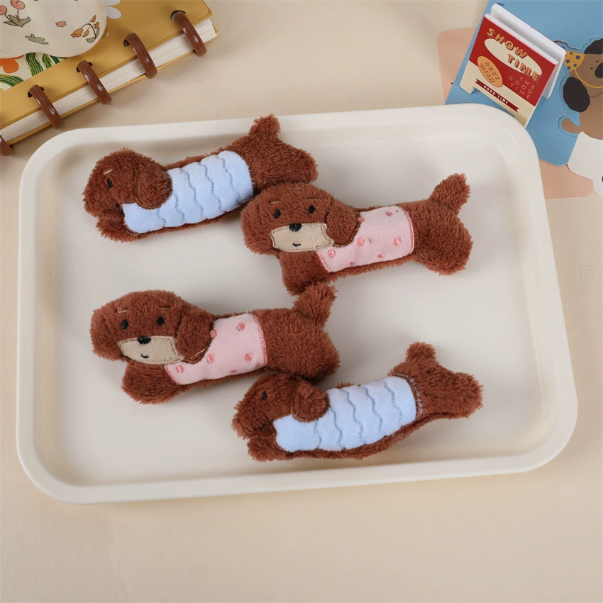 Сетка красная колбаса щенок плюшевая кукла мультфильм аксессуары брошь