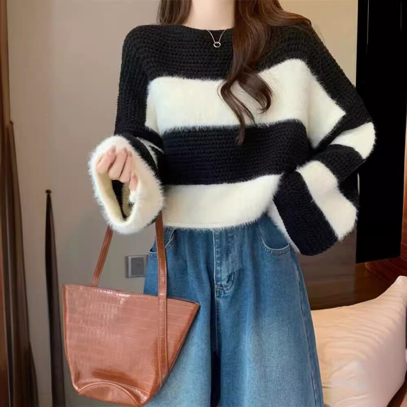 Korean Style Retro Color-Blocking Loose Versatile Striped Sweater for Women, Autumn and Winter Short Long-Sleeve Pullover Knit Top for Women