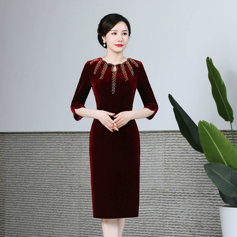 Поколение большой размер Банкетный платье женская мать платье улучшенное Cheongsam Весна новая мать-в-законе платье оптом