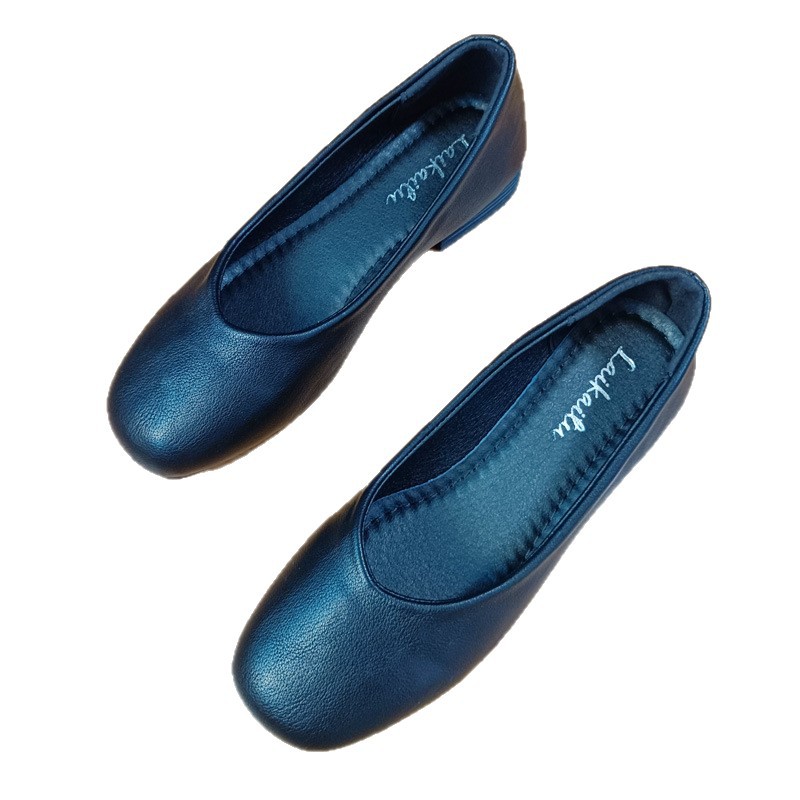 2026 verano nuevo color sólido versátil boca suave tacones bajos zapatos zapatos pequeños zapatos de cuero simple