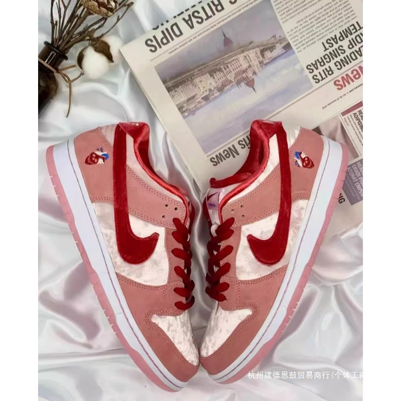 Sb Limited Edition Unisex Couple's Versatile Casual Trendy Low-Top Skate Shoes in Internal Orange