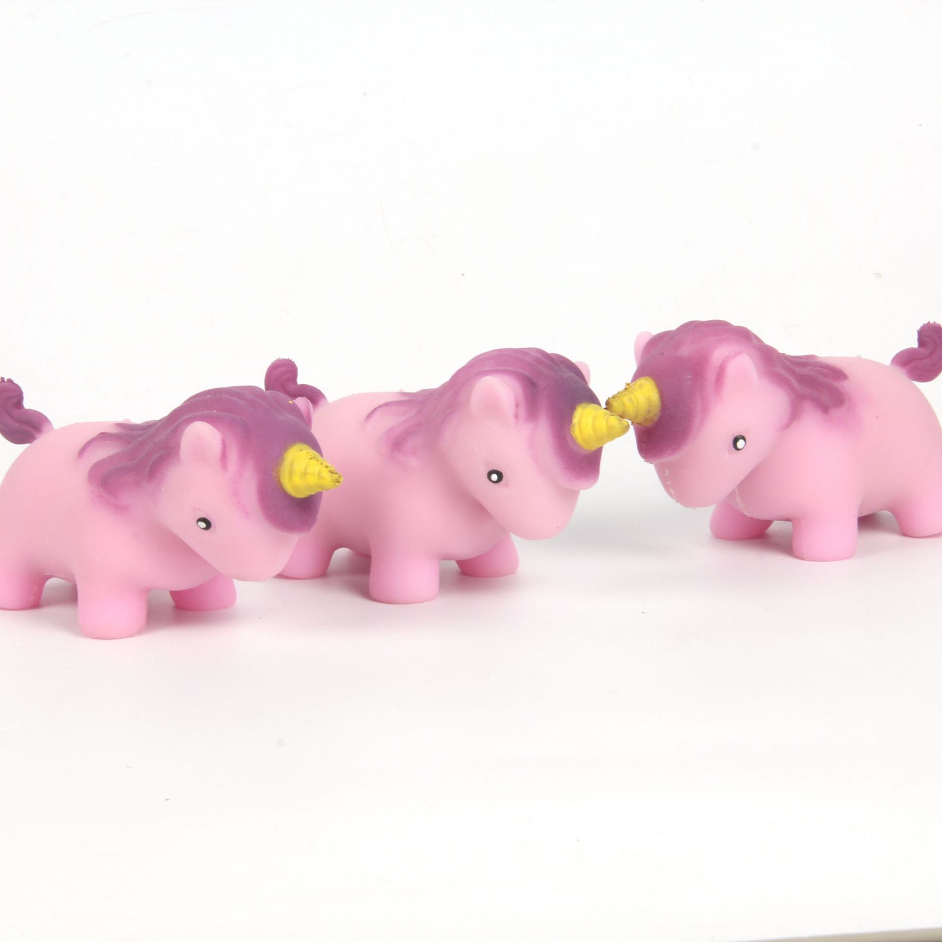 O1CN01ybRUyC1b722kW9nLQ_!!1686