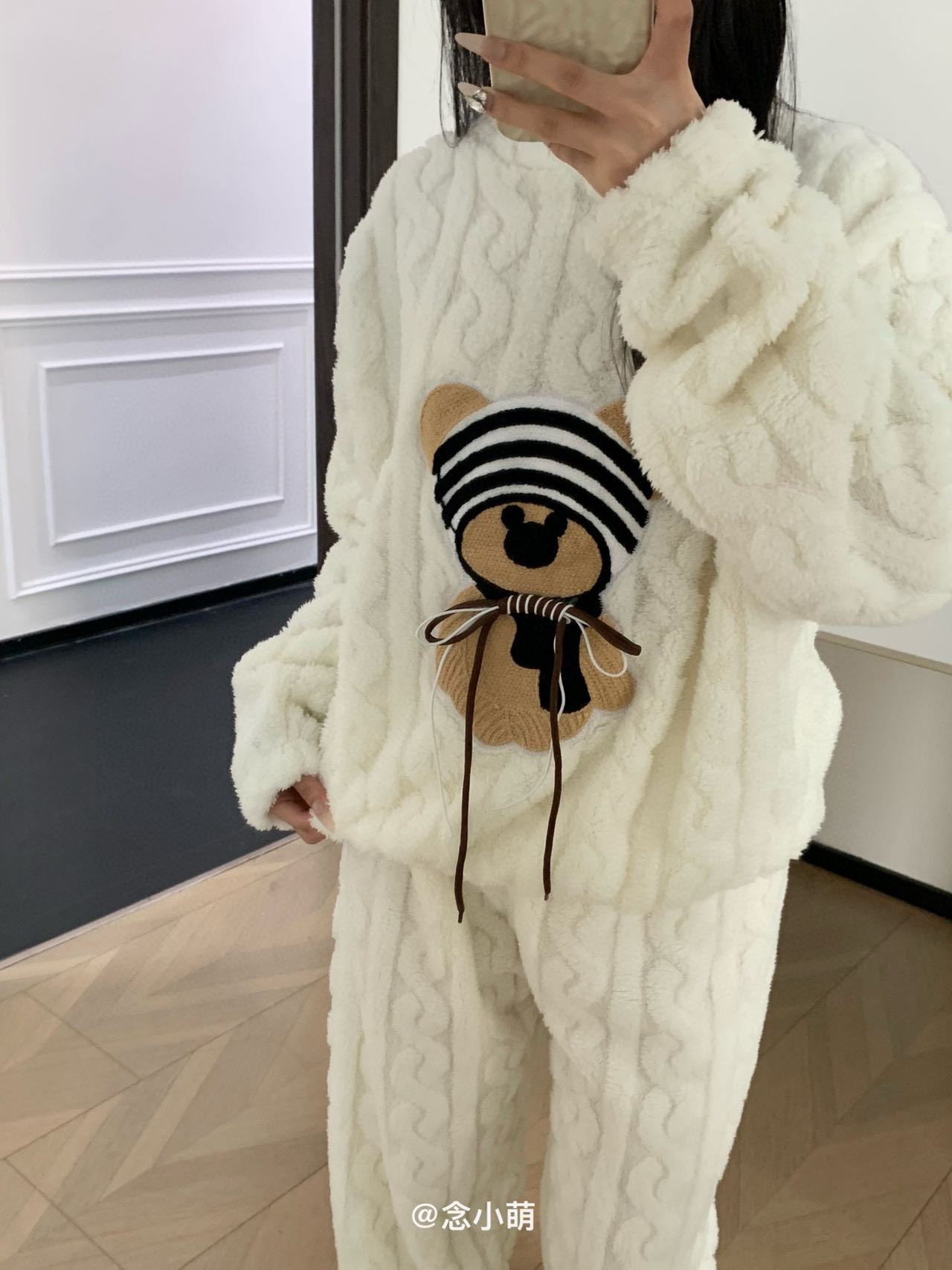 Otoño e Invierno nuevo coral fleece franela lindo moda largo homewear pijamas pantalones de manga larga traje de las mujeres