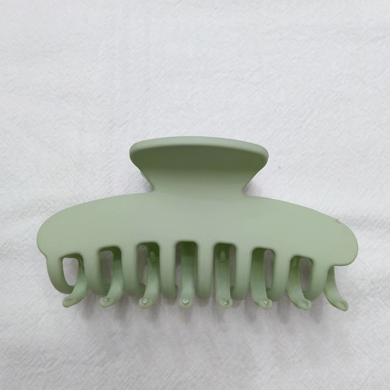 밝은 녹색