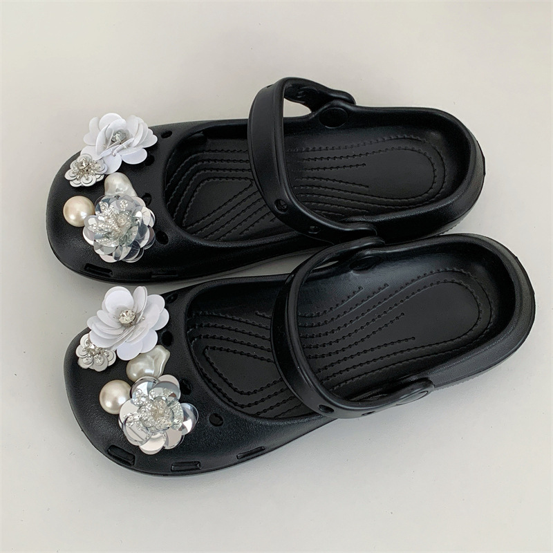 White Moonlight Clog Shoe Accessories with a High-End Feel, Featuring Sequins and Camellia Flower Decorations, Detachable Ballet Shoe Charms