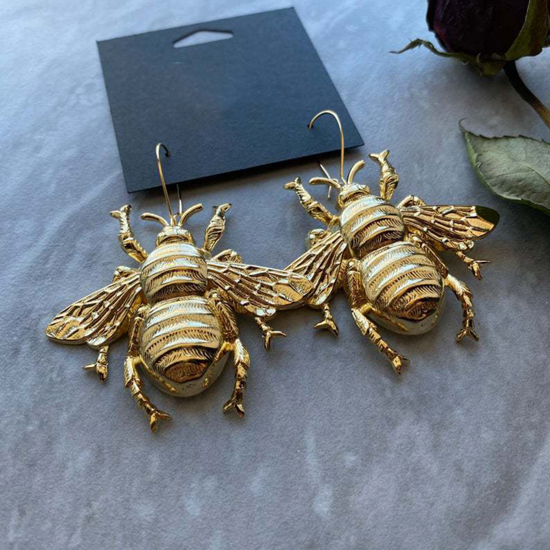 Casual, Holiday, Party Occasion Alloy Material 1 Pair Retro Animal Insect Bee Alloy Women's Drop Earrings Earrings