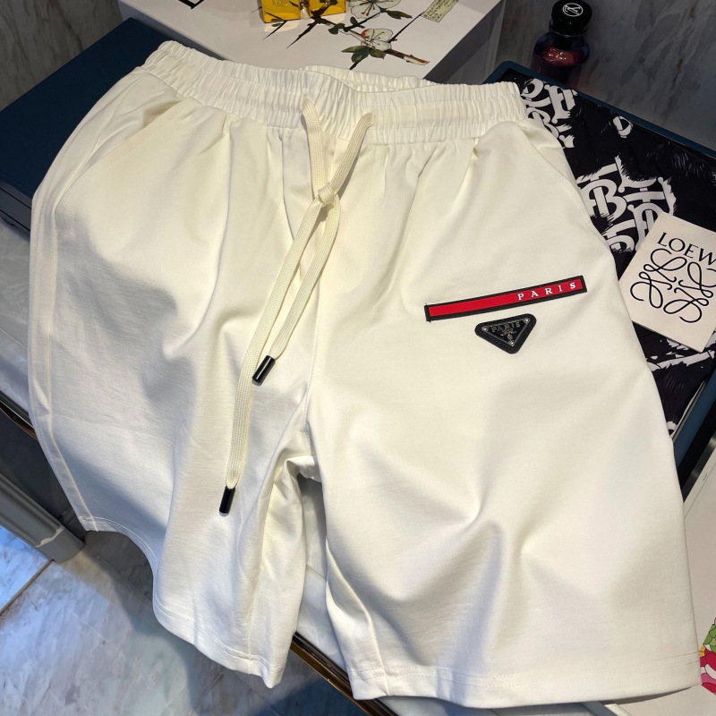 Top Luxury European Goods! Men's White Shorts with Inverted Triangle Metal Leather Logo Badge, Loose Fit, Drawstring, Mid-Length, Suitable for Summer and Beach