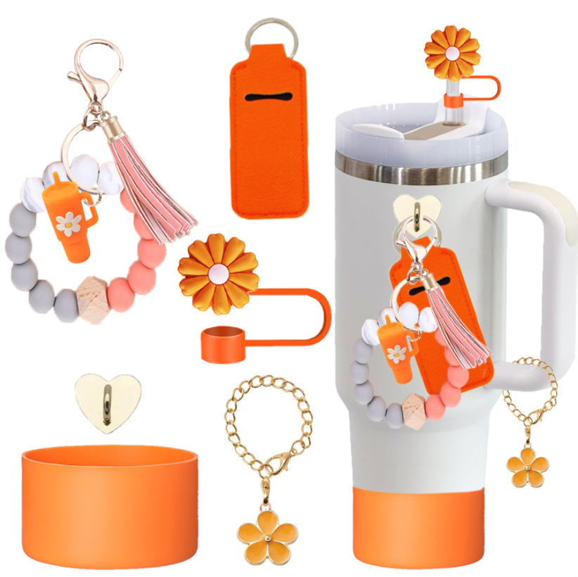 7pcs taza Stanley cuerda de mano colgante de silicona flor tapa de pajita bola de felpa colgante de copa cadena de taza de color