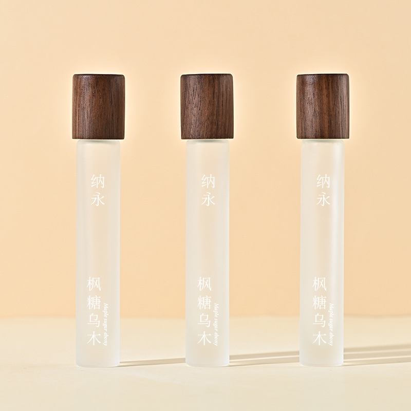 现货8ml木盖滚珠瓶 胡桃木钢珠走珠瓶精油瓶化妆品包材香水分装瓶|undefined