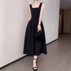 女性のためのフレンチサスペンダーロングスカート2025新しい夏のスタイルハイエンドウエスト痩身黒のノースリーブドレス