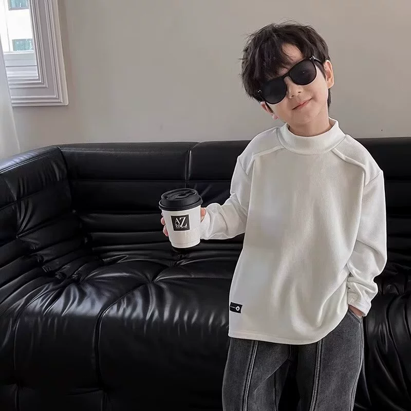 Мальчик белая рубашка с половинным воротником и нижняя рубашка 2025 новый CUHK для детей носить топы снаружи с теплой футболкой с длинными рукавами