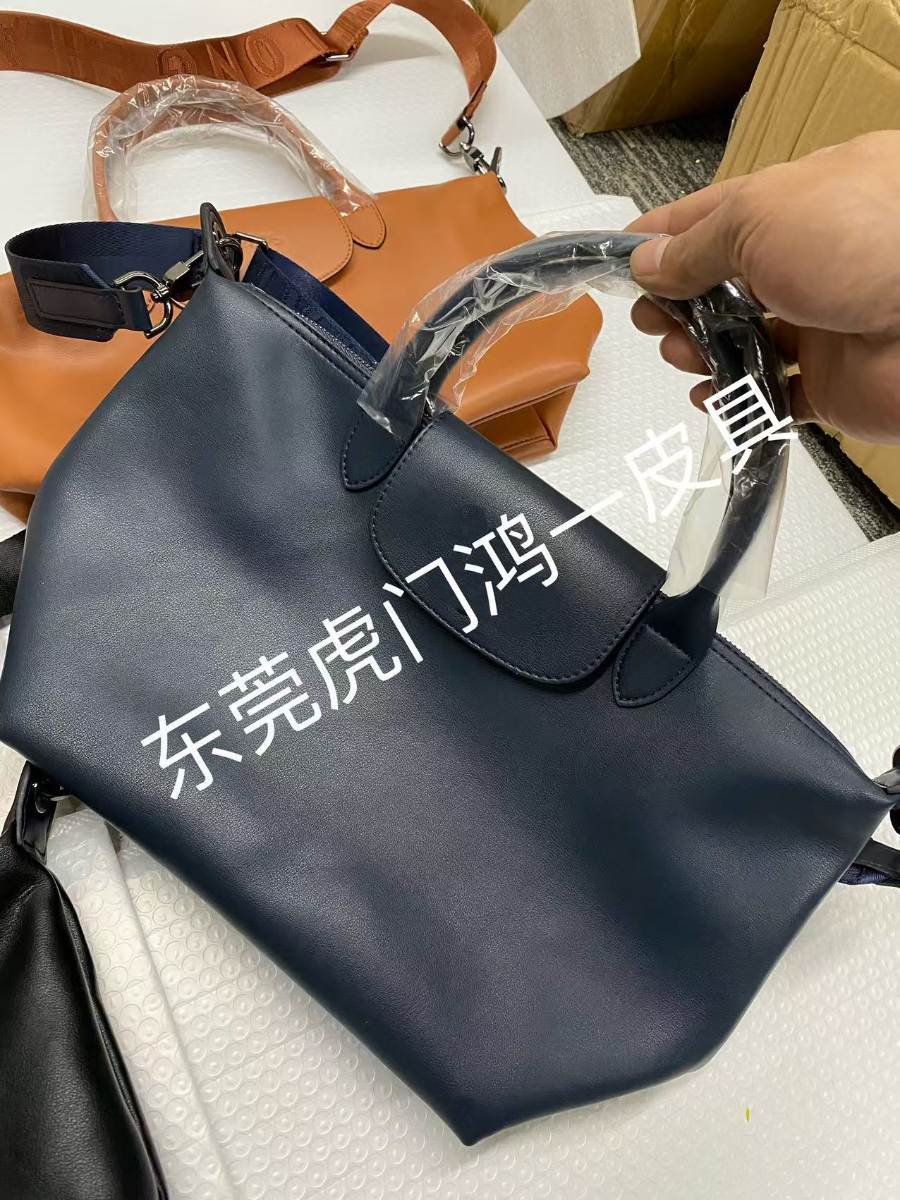 네이비 블루