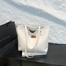 �¿���y�r��ͨ��ͨ���OӋ�м�ɫ�������|�Іμ����ذ���Ů����