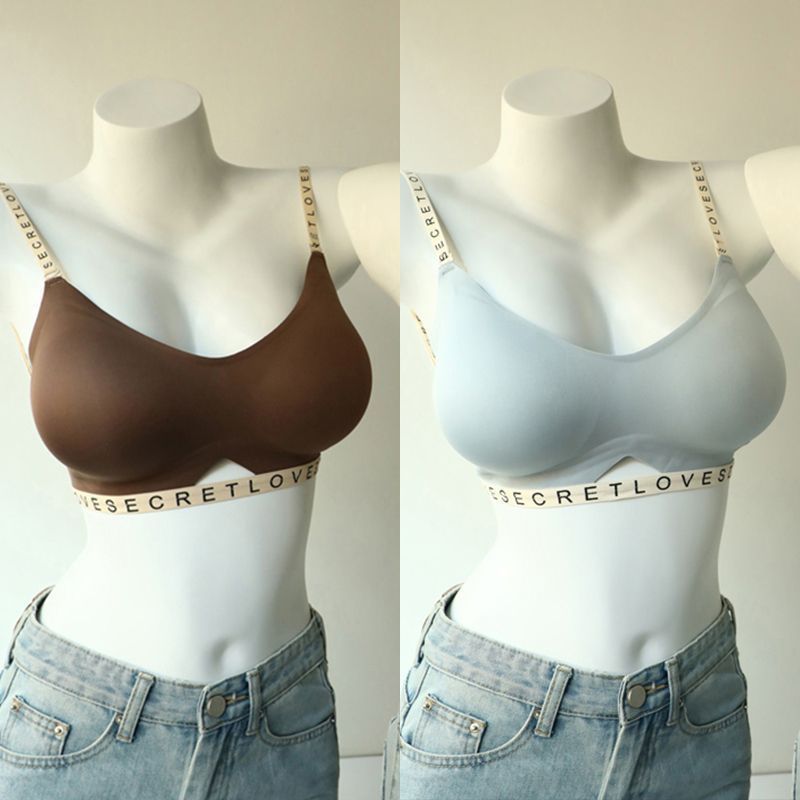 연한 파란색 + 갈색이 둥근 가슴을 만듭니다.