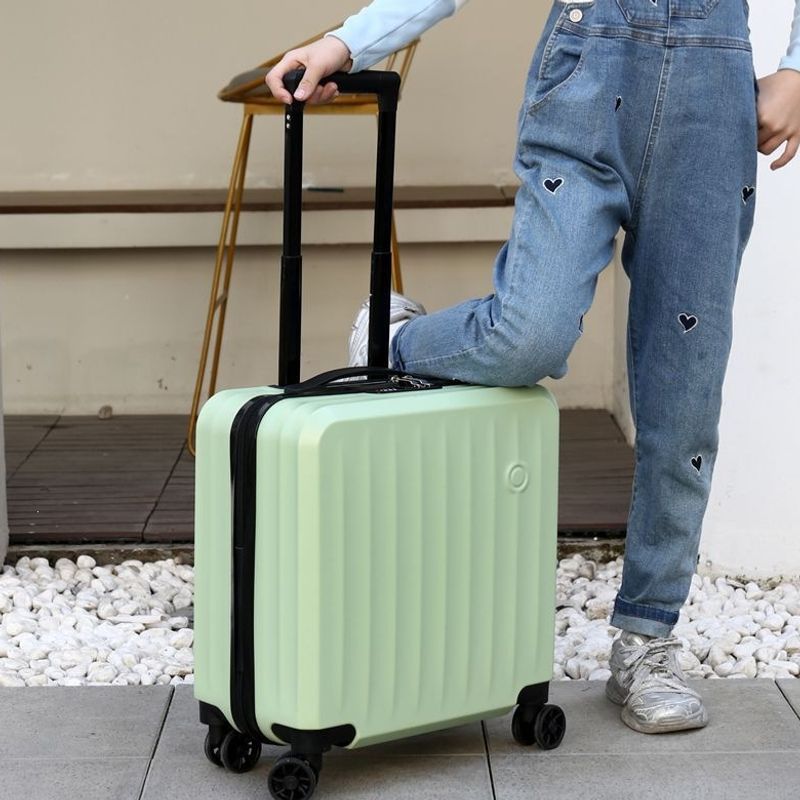 New model children's trolley suitcase with universal wheels, large capacity carry-on luggage 18inch travel suitcase for elementary school students during holidays