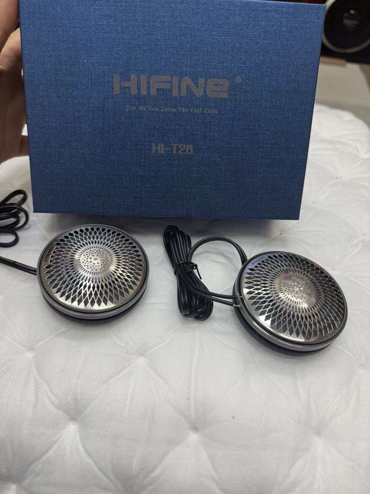 Manufacturer Wholesale Car Audio Modification Dashboard Surround Center-Mounted 2.5inch Starry Sky Channel Car Midrange Speakers