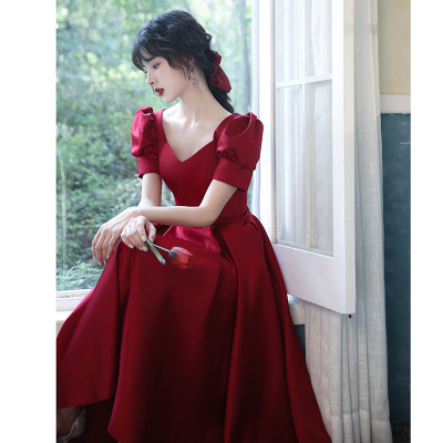 缎面敬酒服酒红色平时可穿新娘礼服女夏季法式订婚回门连衣裙便装
