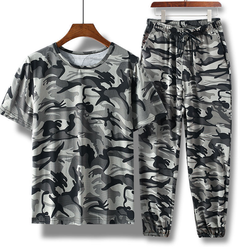 Medias mangas para hombres de verano nuevo tipo delgado camuflaje para hombres elástico arroz ocio suelto set de algodón transpirable camiseta para hombres
