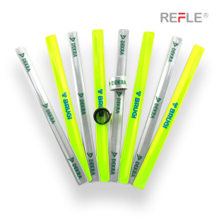 Promotional Gifts Printable European REACH EN17353 Standard Reflective Snap Ring Reflective Wrist Strap