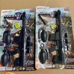 儿童玩具枪纸卡玩具2元批发塑料吸盘软弹枪卡通地摊套圈百货批发