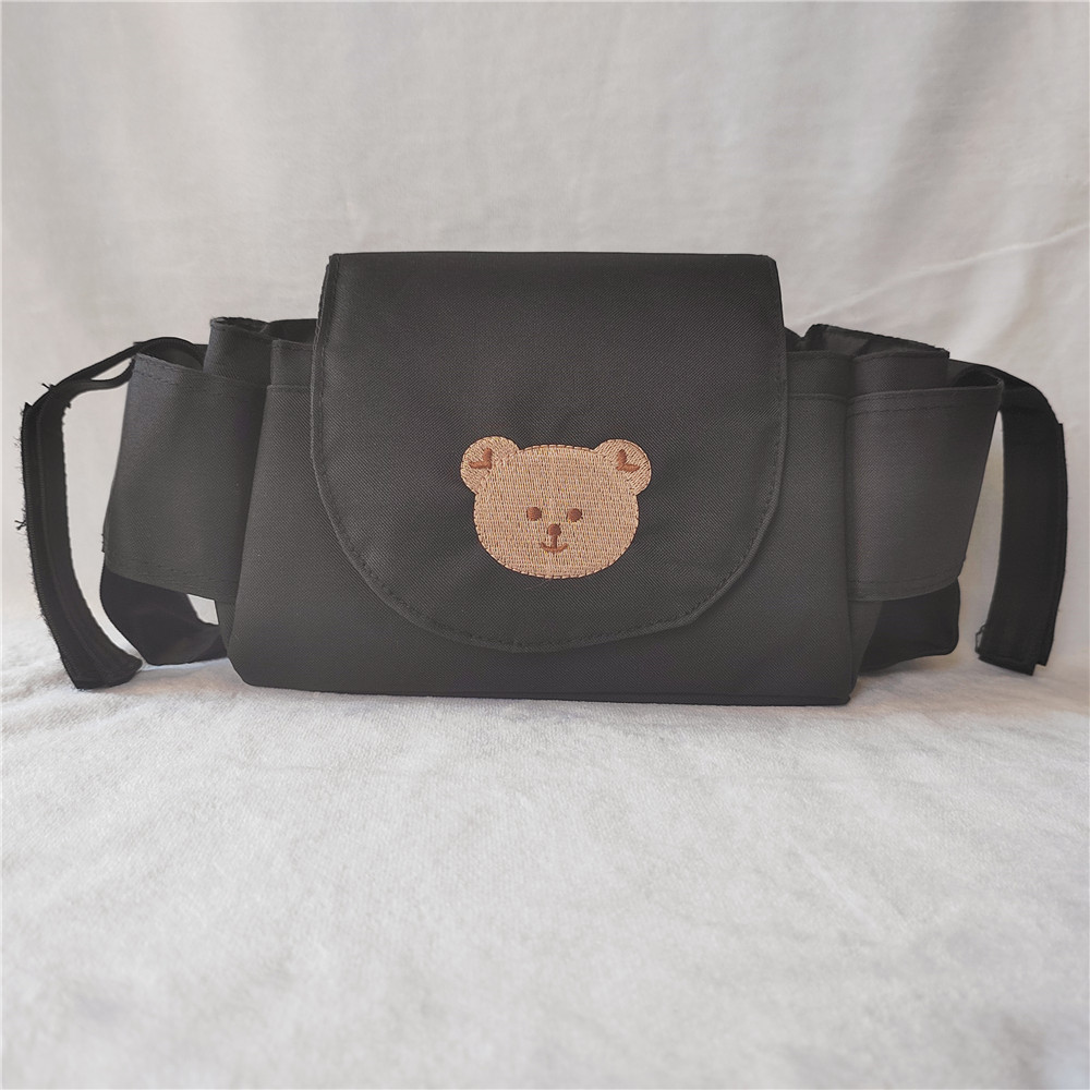 Bolso colgante de oso negro