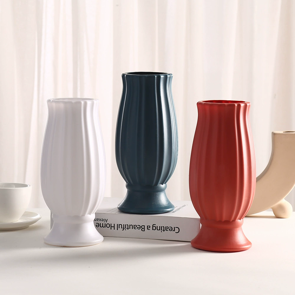 Норт-европейский ветер легкий и экстравагантный пластиковый имитационный фарфоровый ваза с водными цветами в вазе