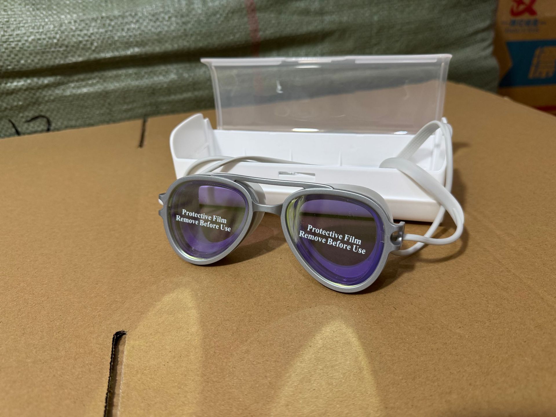 Gafas de Natación Profesionales de Marco Grande de Policarbonato Impermeables y Antiempañantes