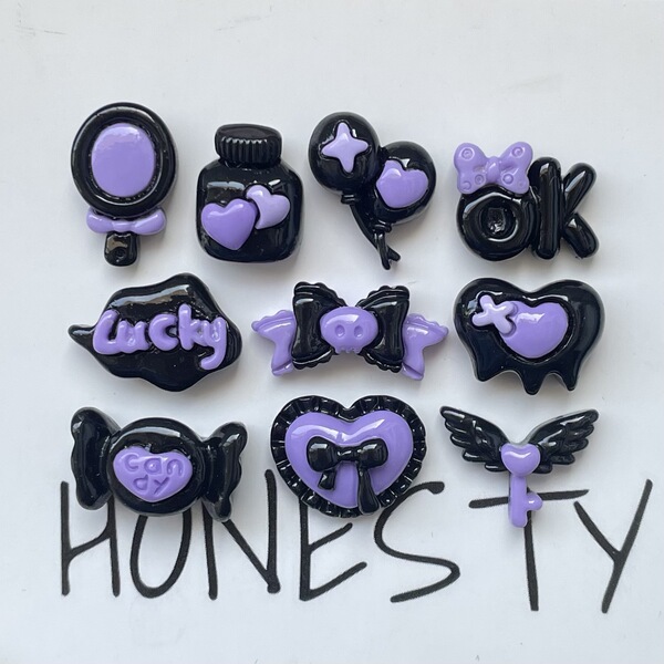 Purple small balloon with accessories with bow