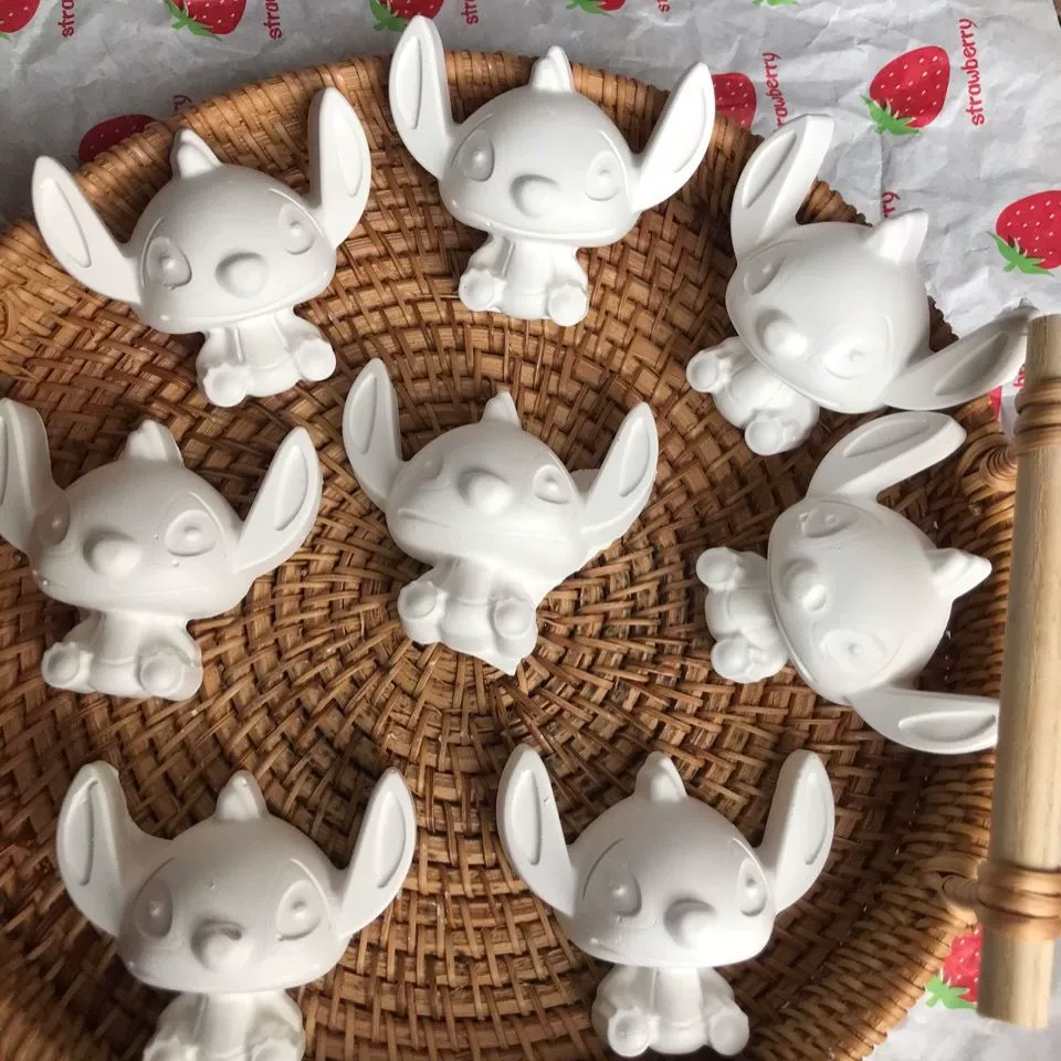 Кукла, красящая книга, игрушка, мелкий материал