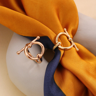 French-style high-grade silk scarf buckle ring-type niche accessories elegant temperament wear accessories pure copper gold-plated brooch plain