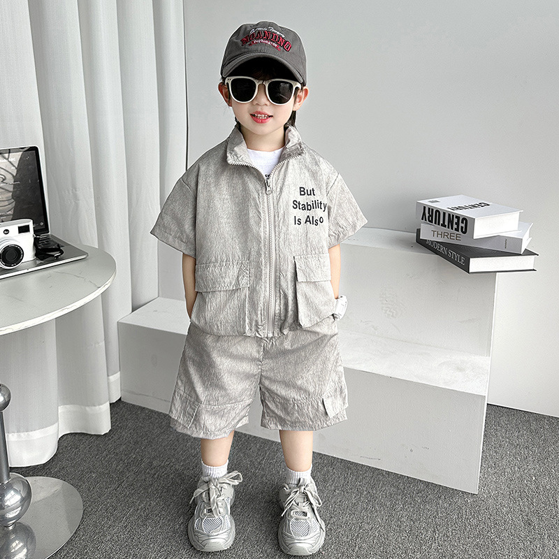 7262 Traje de verano para niños Camisa rosa de manga corta de moda para niños Traje de dos piezas de marca de moda de verano 2025 verano