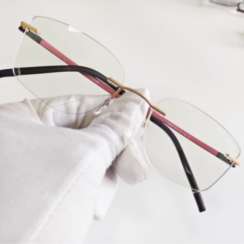 5428 High-Quality Frameless Titanium Eyeglass Frames, Same Style as Shino, Business Retro Rimless Glasses Frames, Shenzhen Eyeglasses Wholesale 5428 High-Quality Frameless Titanium Eyeglass Frames, Same Style as Shino, Business Retro Rimless Glasses Frames, Shenzhen Eyeglasses Wholesale