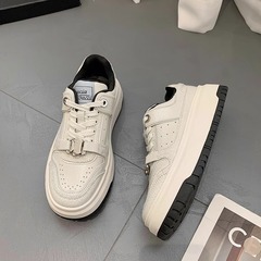 Gu Yun | Genuine Leather Cracked Pattern Casual Sneakers Women's 2024 Spring New Arrival Unique Fashionable Sports White Shoes for Women