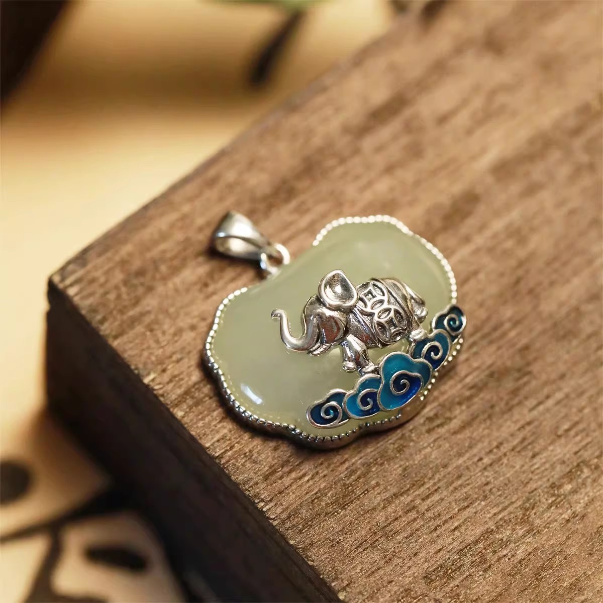S925 Sterling Silver Natural Hetian Jade Cloud-Shaped Elephant Pendant Vintage Personalized Auspicious Women's Pendant