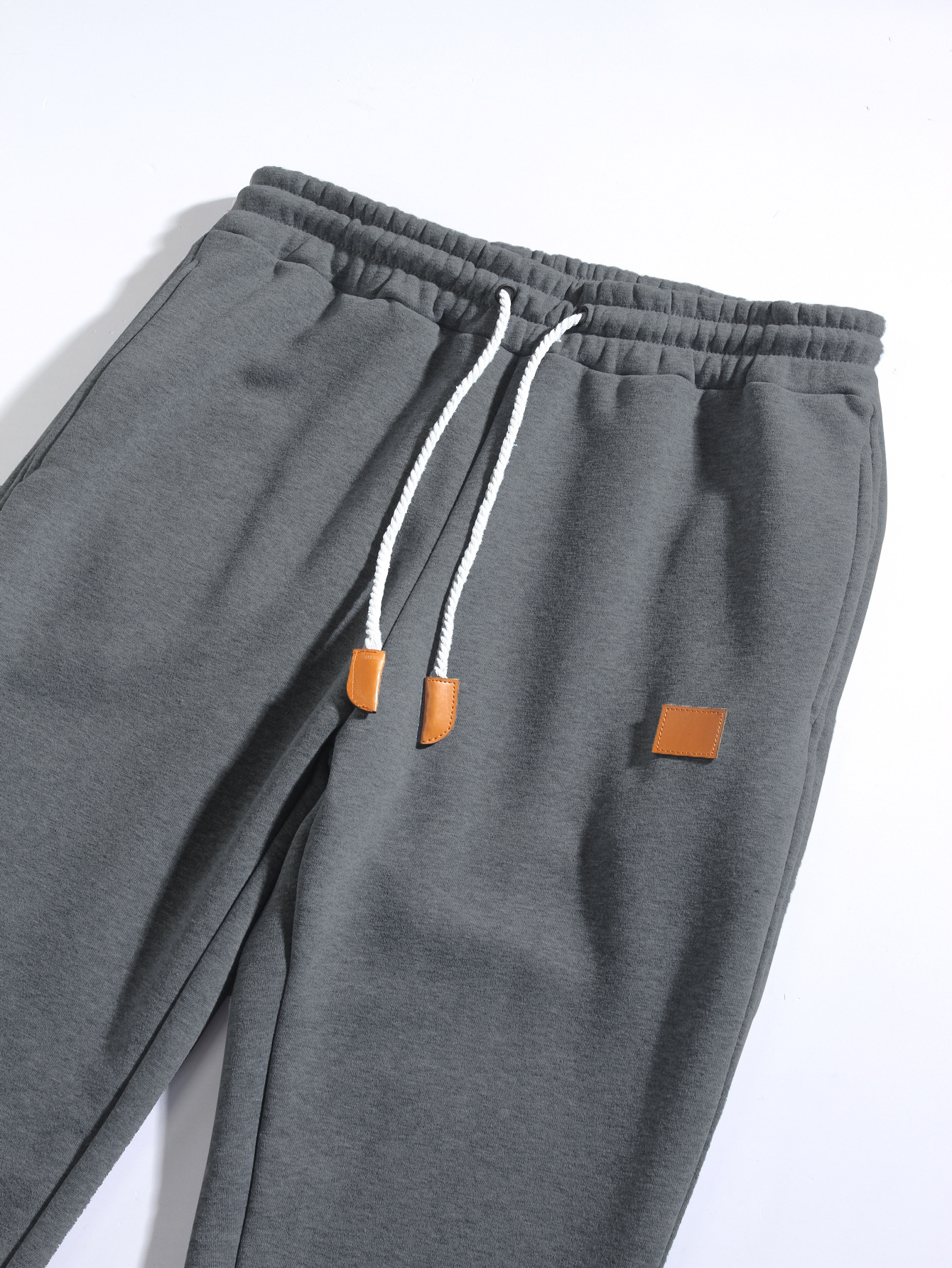 Herren-Cargohose mit mehreren Taschen – Stylische Streetwear-Freizeithose mit verstellbarem Kordelzug in der Taille und geradem Beinschnitt_voghion.com