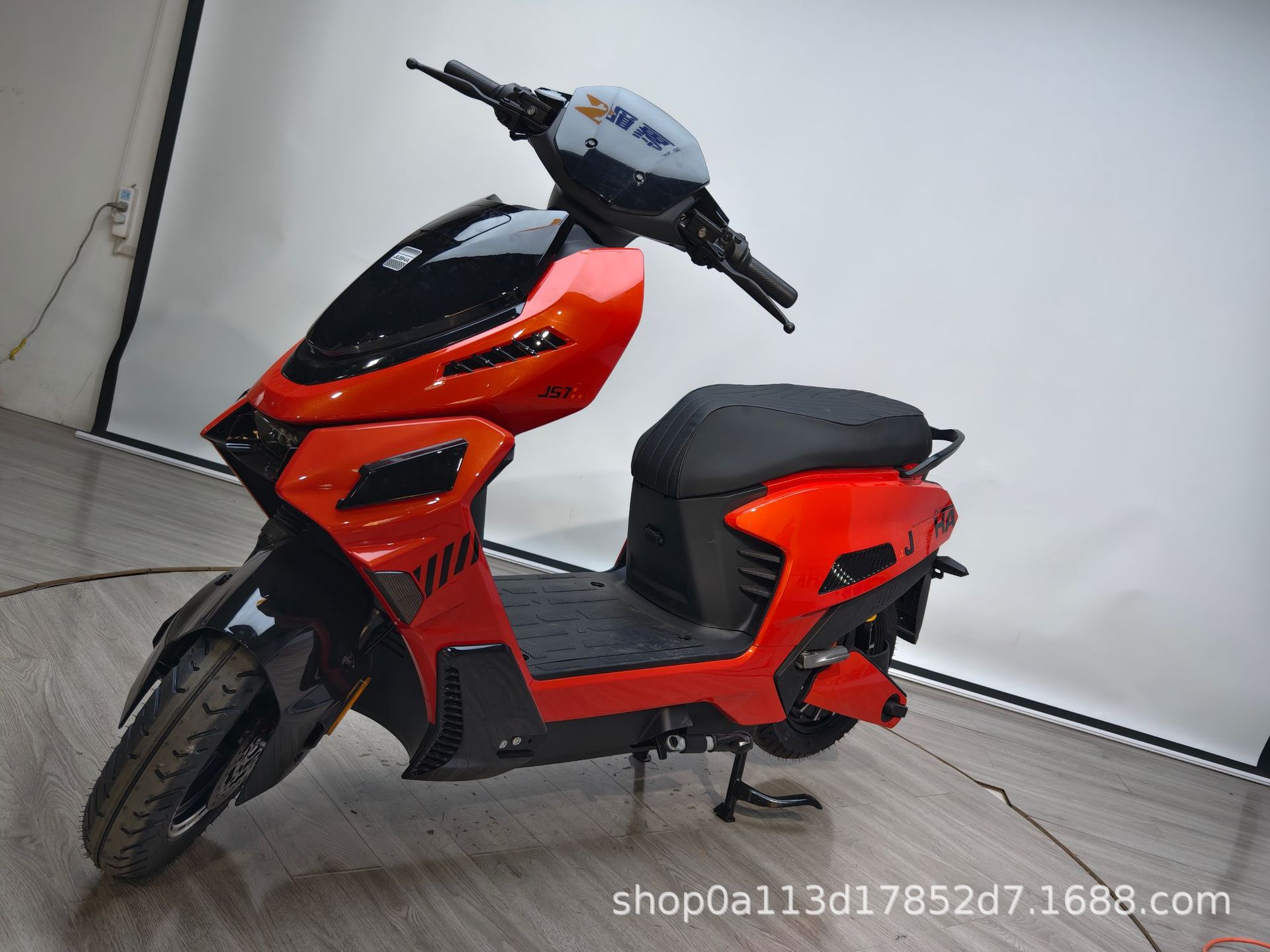 Cross-Border Nuclear Explosion Electric Vehicle 72V Adult High-Performance Electric Motorcycle Battery Vehicle High-Speed Pedal Electric Motorcycle Super Long
